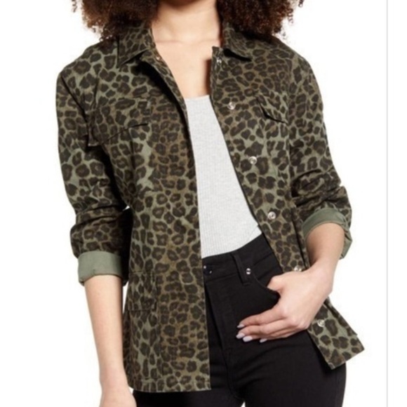 Good American Jackets & Blazers - Good American Sage Leopard Denim Jacket